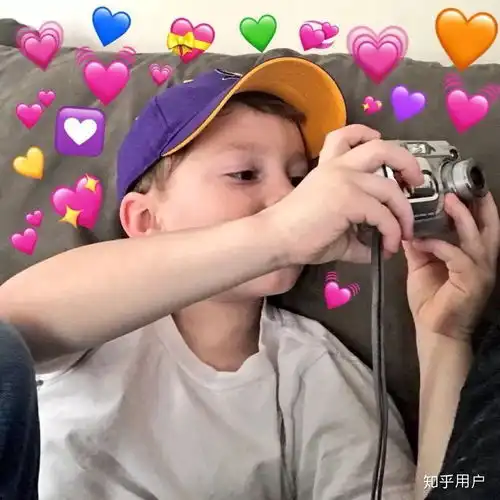 你们烦不烦假笑男孩
