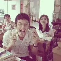 年轻男女两个一张情侣头像微信头像图片大全
