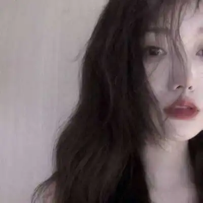 委屈到想哭的网名昵称
