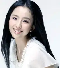 佟丽娅父亲国庆节庆生感谢女儿赠送名表汽车
