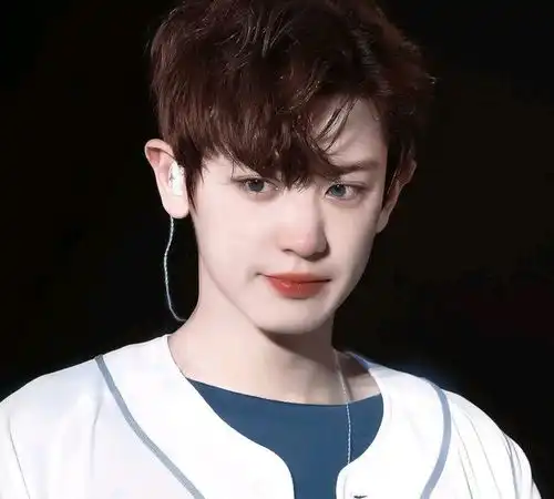 从人见人爱到被要求退团,他的路人缘怎么差成这样了
