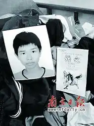 哥哥砸死弟弟抛尸荒野只剩骨架曾密谋半年
