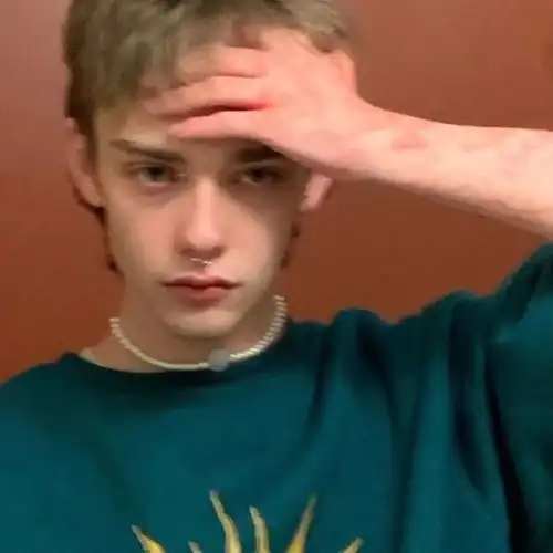 欧美男头人来人往都向着温柔
