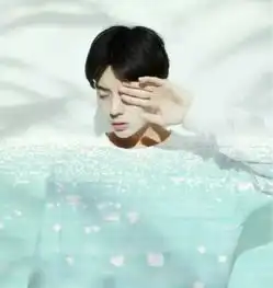 男生,十九岁,用那个头像好看
