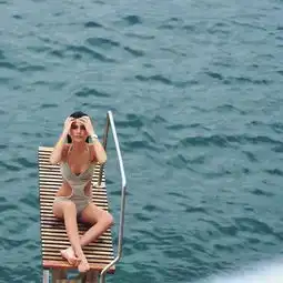 全世界男性都在关注这40位性感比基尼美女
