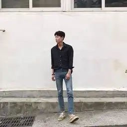 夏季衬衫混搭潮流,每天穿都不会腻
