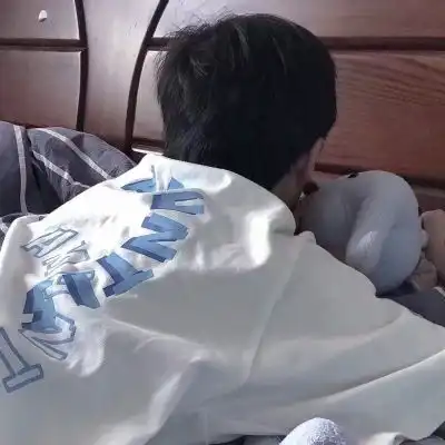真人男头像帅气高冷,高冷男头稀有真人超级有范
