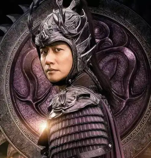 蜜桃说三度惨遭换角,又接连失去至亲,从谷底到山顶支撑他的只有悲痛
