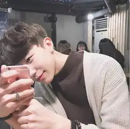 10大糗闻厉害了偷钱不认账,失主竟报出钞票尾号
