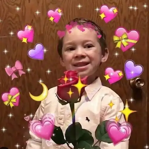 幽默笑话姐,你儿子要私奔,你快回来吧
