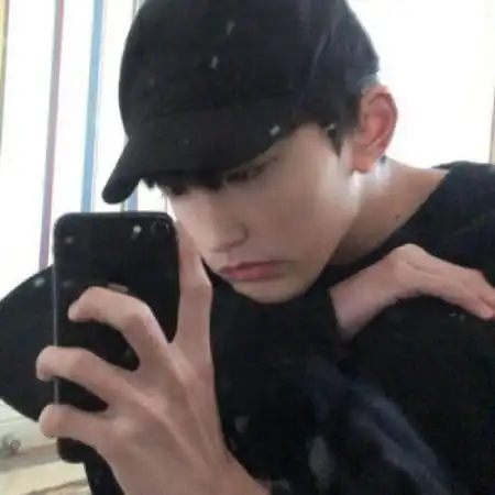 男生真实头像高清,帅自然成就欢喜的人生
