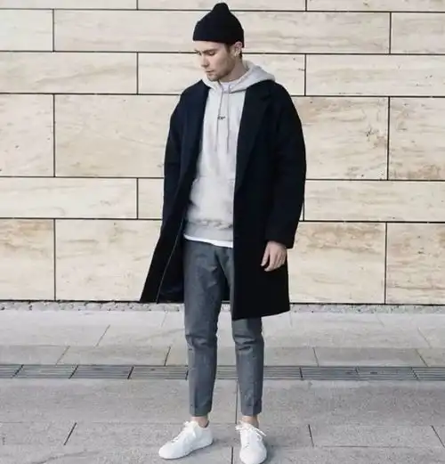 以连帽上衣的3种穿搭组合,为冬日衣着穿出不一样的街头个性