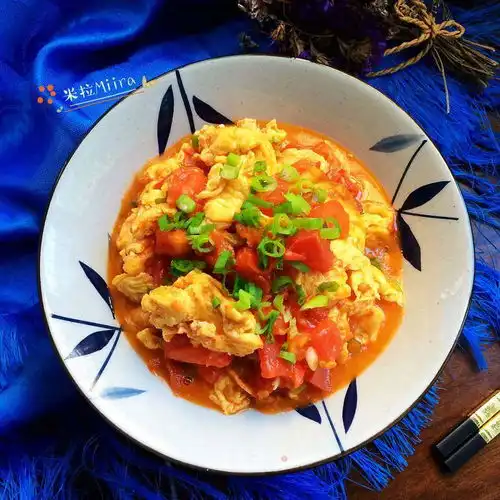 西红柿炒蛋的做法西红柿炒蛋怎么做米拉miira的菜谱
