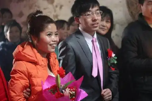 姐姐为钱嫁给老男人,婚礼上她的一句话让我心甘情愿送她房子
