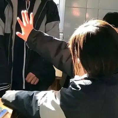ins安静唯美情侣头像

