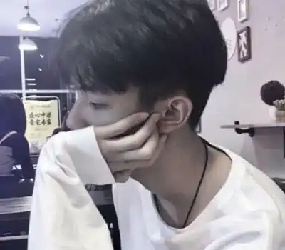 校长最想劝退的3种男学生,却被全校女生暗恋着
