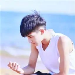 求,我们7兄弟qq头像和网名,谢谢
