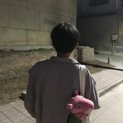 非常不明显的情侣头像不容易发现的情侣头像一对