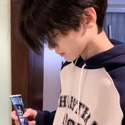 ins小清新文艺范男头没准备留后男生头像我要个性网
