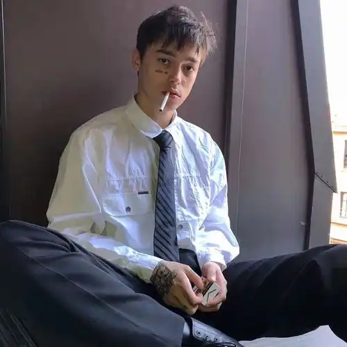 有没有特别惊艳的欧美风头像推荐
