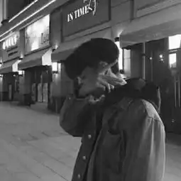 个人感觉还不错的高冷禁欲范男生头像
