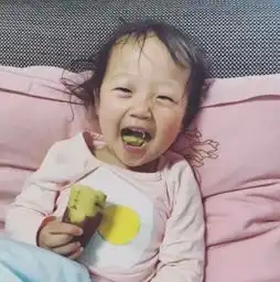 娃入睡前,尽量少吃这4样食物,很容易阻碍孩子身高智力发育
