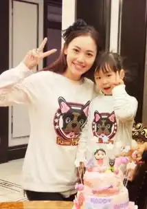 王宝强带着儿子,马蓉带着女儿,如今两个孩子生活天差地别
