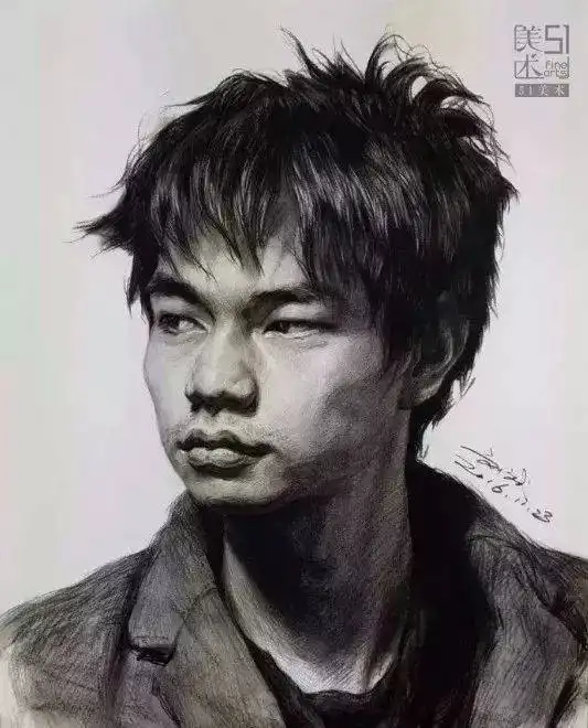 男女青年素描头像怎么精细画附步骤图
