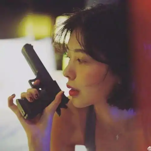 头像我在想到底是什么样的两个人可以走到最后