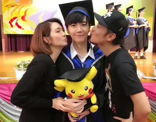 洪欣莫名其妙发文又引婚变风波,可这次吃瓜网友们却并不买账了
