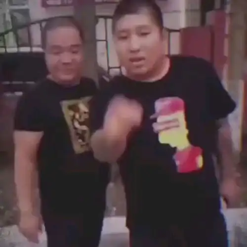 你对女人和兄弟都一样好吗
