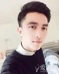 15岁学生理什么发型好看
