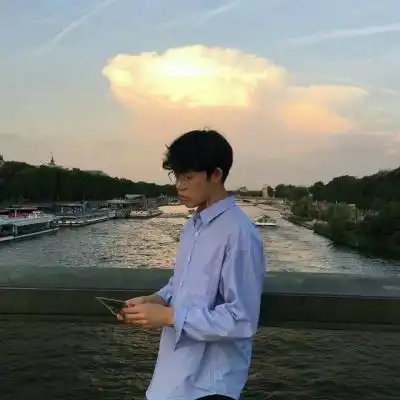 最新超拽帅气个性微博男生头像我什么都舍得就是舍不得你
