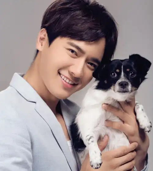 凭借芈月传大火的男神,如今却在异国他乡深陷官司泥潭
