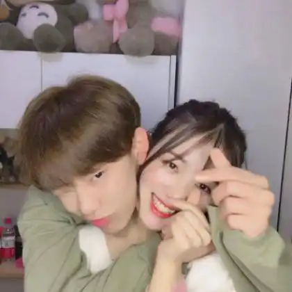 可爱浪漫情侣头像图片,清新并且又清晰的
