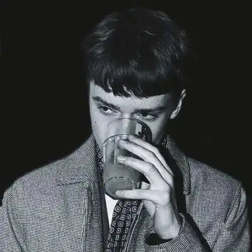 开展防灭火会议,灭火器使用演练
