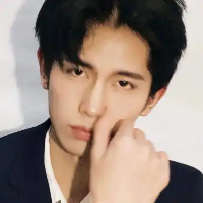 剑未佩妥,出门已是江湖千帆过尽,归男生头像我要个性网
