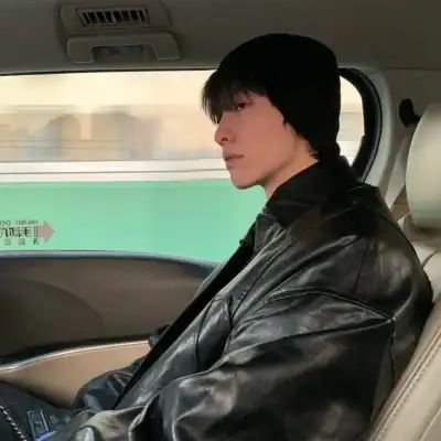 微信头像男生成熟稳重微信头像我要个性网
