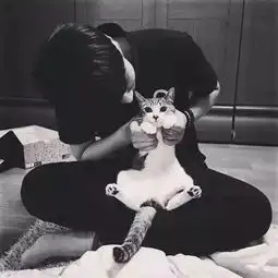 男生头像黑白头像男
