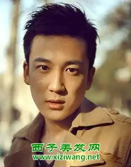 五款男生成熟稳重发型职场男士最适合
