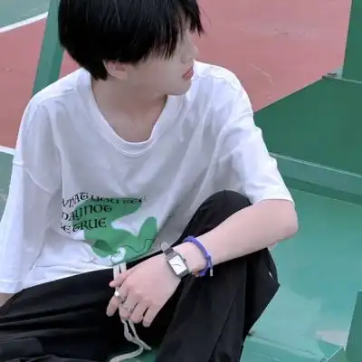 清新自然真人男头,头像男生清纯自然
