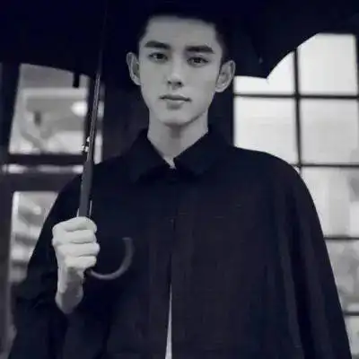 今日头像丨山水一程,感谢你来过
