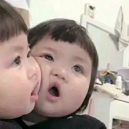 小孩子萌萌情头一对可爱搞怪一左一右两张分开
