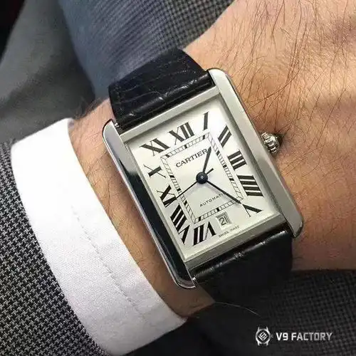 v9卡地亚坦克系列男装腕表细节评测,男人三十岁左右首选的正装腕表
