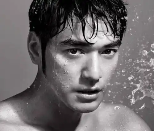 第一男神金城武,使周迅脸红吴彦祖告白,网友还有本山大叔呢
