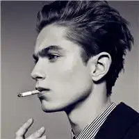 欧美男生抽烟头像,抽烟的男人味道不同吧
