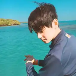 一统饭圈和平的男人,不止是靠脸
