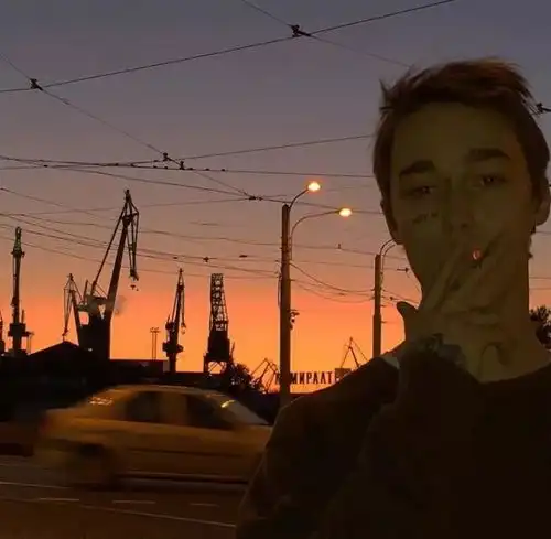 欧美男生头像
