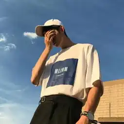 男生头像我想立刻见到你,我想你布满我的眼睛,想你分分秒秒
