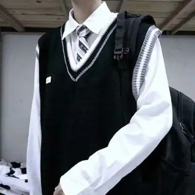 上半身无头男生头像
